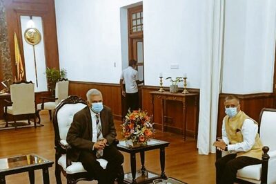 Sri Lanka Crisis Updates: Indian, Japanese Envoys Pay Visit to PM Ranil; Leader Struggles to Form Unified Govt as Protesters Remain Defiant