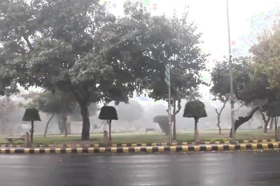 Delhi's Temperature Improves by 5 Degree Celsius as Parts of Delhi Receive Light Rain After 'Coldest' Day