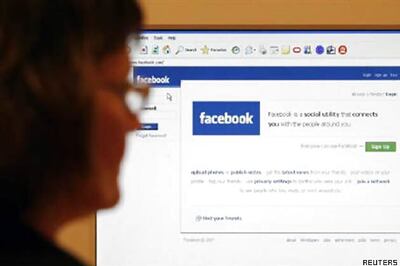 1 in 3 won't spend time with their Facebook friends in person: Survey