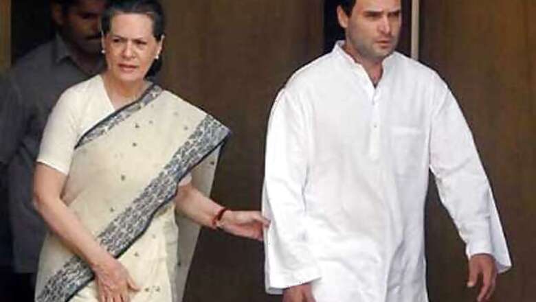 Sonia, Rahul Gandhi to visit flood-hit Jammu & Kashmir today