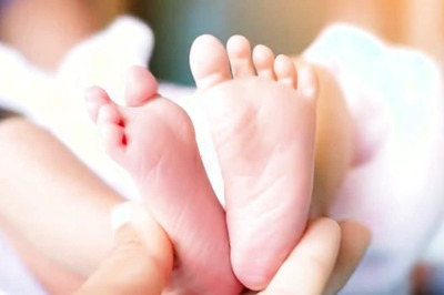 Minor Delivered Baby in MP Hospital Toilet, Apprehended by Staff While Trying to Flee