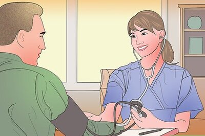 How to Become a Public Health Nurse