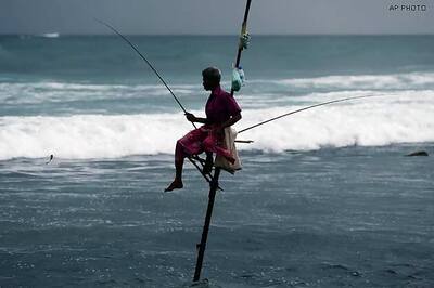Cyclone Nilam: 70,000 displaced in Sri Lanka