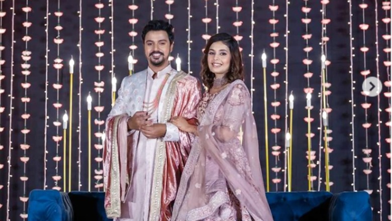 Virajas Kulkarni, Shivani Rangole Look Stunning in Their Wedding Reception Pictures
