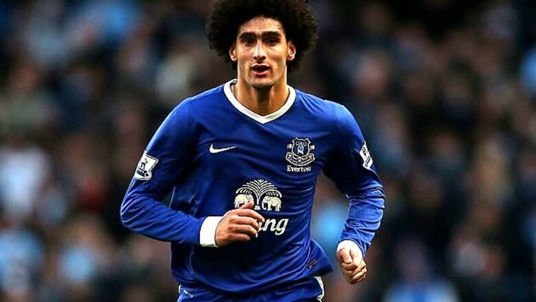 Everton reject Manchester United bids for Fellaini, Baines