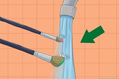 How to Clean Mac Makeup Brushes