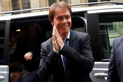 BBC to Pay Damages to Cliff Richard for Televising Police Raid