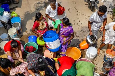 Bengaluru Water Crisis: Rain Dance and Pool Parties at Hotels on Holi Red-Flagged