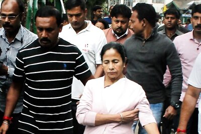 Amid Carcass Meat Scare, Mamata Banerjee Forms High Powered Committee to Get People to Eat Out