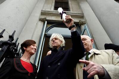 Bob Geldof Calls Aung San Suu Kyi 'Handmaiden to Genocide'