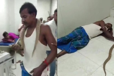 Snake Bites Man in Bihar, He Walks Into Hospital With Reptile in His Hand