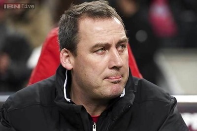 Fulham sack five, hire two in Magath shake up