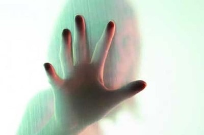 TN: Women filmed with spycams in bedrooms