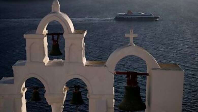 Greece makes masks compulsory on ship decks after COVID-19 spike