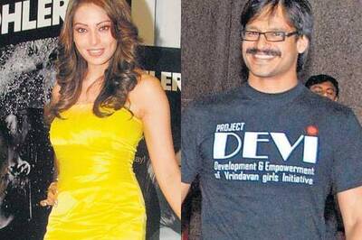 Spotted - Bipasha Basu and Vivek Oberoi