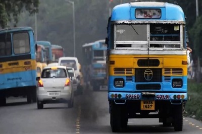 Owners of Buses in North Kolkata Call for Strike from Monday Over Losses After Closure of Tallah Bridge