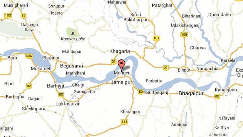 Arms smuggler arrested with weapons, 5 pistols seized