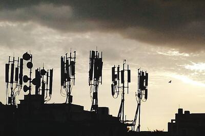 Supreme Court Stays Removal of Mobile Phone Towers Near Rajasthan Prisons