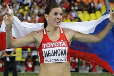 Zuzana Hejnova wins women's 400 hurdles at World Championships