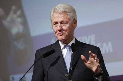 Bill Clinton offers support to UP government in health services