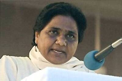BSP will not ally with BJP or Congress in UP, SP spreading false rumours: Mayawati