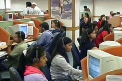 India's Services Sector Continues to Lose Momentum in December, Job Cuts Resume