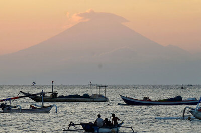 Volcano on Indonesia's Bali Island at Highest Alert Level, Thousands Evacuated