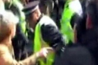 G20 demonstration: Officer hits woman, suspended