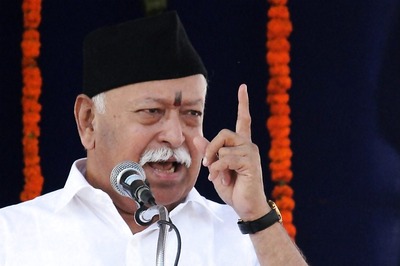 Why RSS Boss Mohan Bhagwat Won't Ever Have a Facebook or Twitter Account