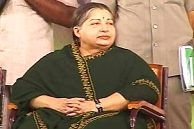 Jayalalithaa urges PM to facilitate dialogue between TN and Lanka fishermen