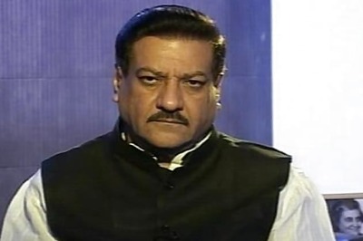Maharashtra crisis: Chavan may be replaced as CM