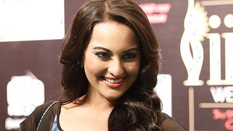 Background dancers are the driving force of every act: Sonakshi Sinha
