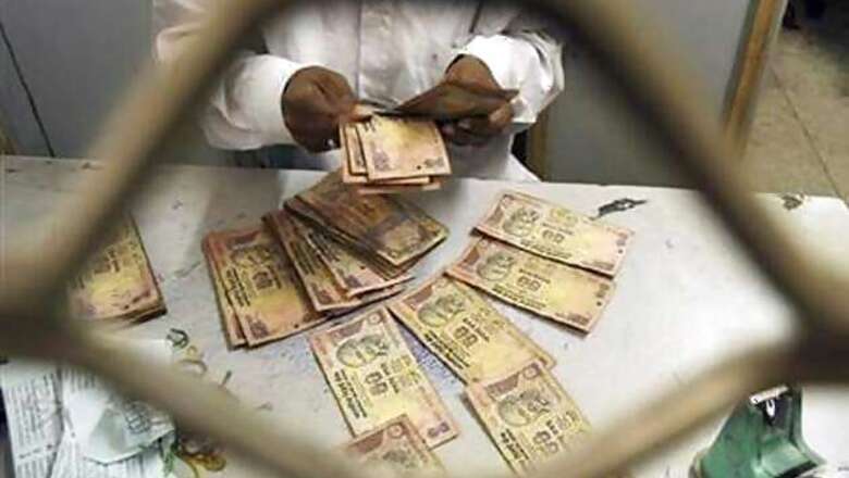 Delhi: NSUI holds stir, asks NDA to fulfil promise on black money