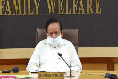 National Doctors' Day: Harsh Vardhan Lauds Medicos for Going Beyond Call of Duty During Covid