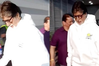 Amitabh Bachchan Looks Disappointed After MI Lost To RR, Spotted Leaving IPL Match Stadium; Watch