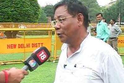 Sangma hurt in Bangladesh road accident