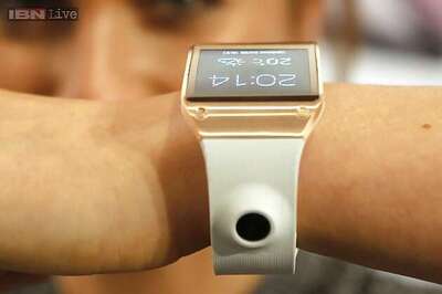 Samsung's Pranav Mistry tweets photos taken with the Galaxy Gear smartwatch