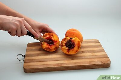 How to Make Peach Juice