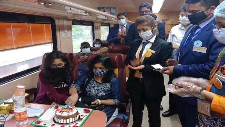 Want to Celebrate Birthday on Moving Train? Book Tickets on Indian Railways' Tejas Express