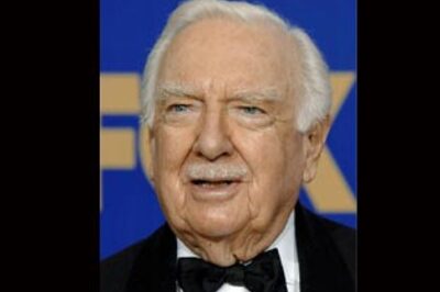 Cronkite, 'the most trusted man in America', dies