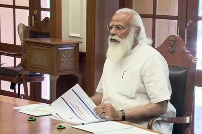 Govt to Set Up Temporary Hospitals with 10,000 Oxygenated Beds Near Industrial Units