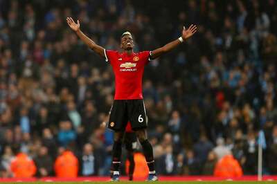 Jose Mourinho Wants Star Midfielder Paul Pogba to Stay at Man Utd