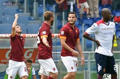 AS Roma beat Cagliari 2-0, pull level with Juventus