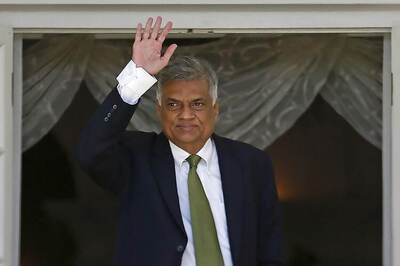 Ranil Wickremesinghe sworn in as Sri Lankan Prime Minister
