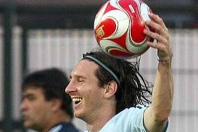 Juventus to sell Buffon for Messi