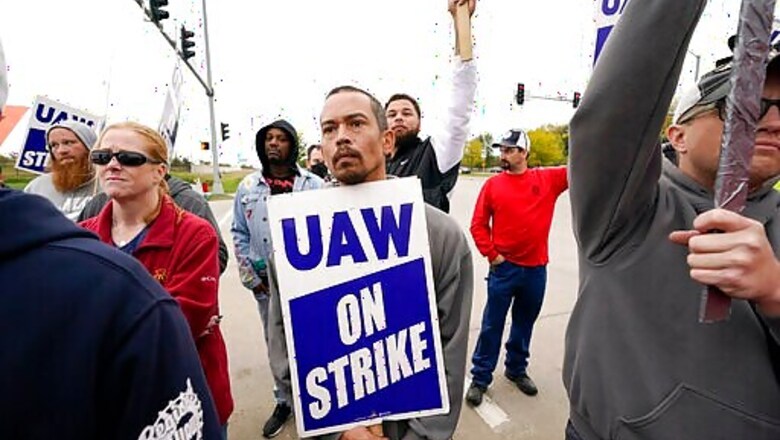 Deere Warns Employees Not To Expect More As Strike Continues