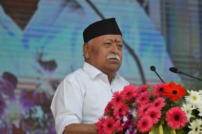 Mohan Bhagwat Gives Voters Check-List for 2019, But Doesn't Want Them to Pick NOTA