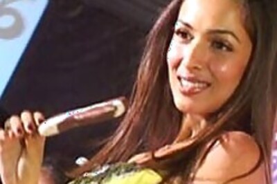 Malaika shakes a leg for Telugu item number