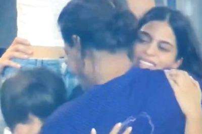 Shah Rukh Khan, Suhaha Khan and Abram in Tears; Share Warm Emotional Hug as KKR are Crowned IPL 2024 Champions - WATCH
