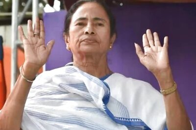 After PM Modi's Announcement of Free Foodgrains till November, Mamata Promises Ration for Poor till June 2021